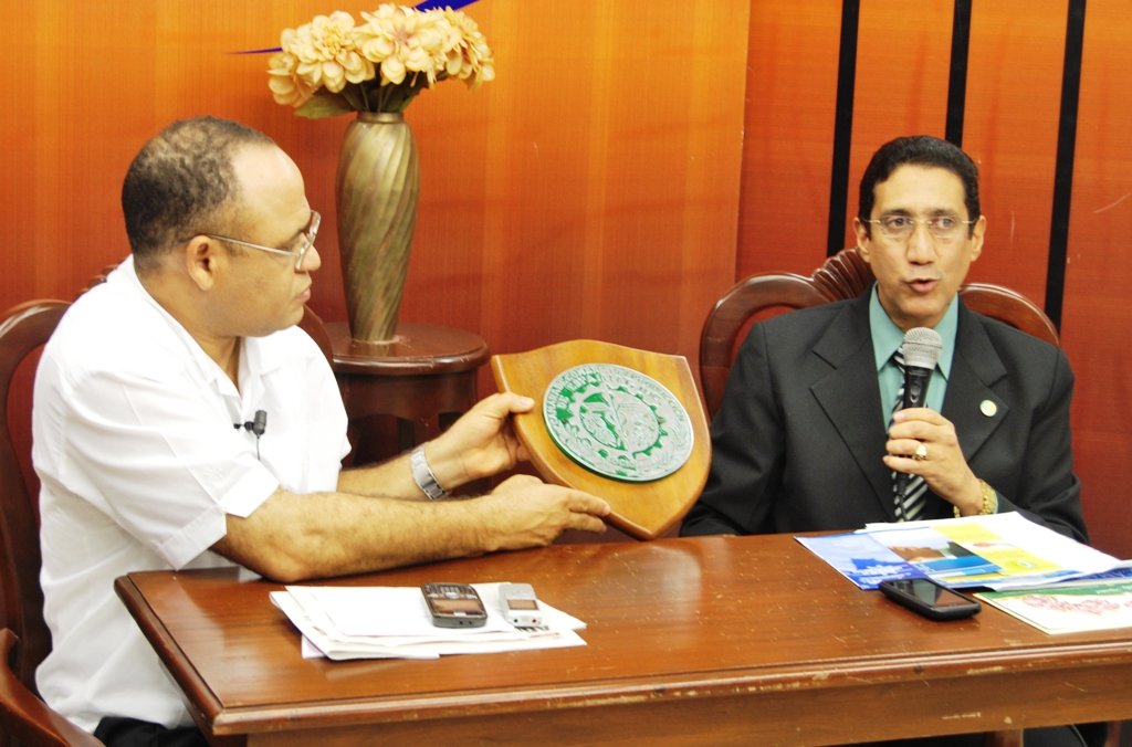 Lic Amable Guzmán, presidente de la Cámara de Comercio y Producción de la Provincial Espaillat, Inc. en Coctel Politico